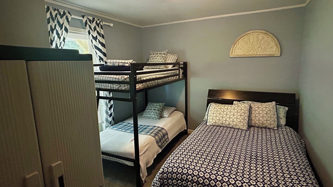 Photo of Bedroom in Keslers Cross Lanes