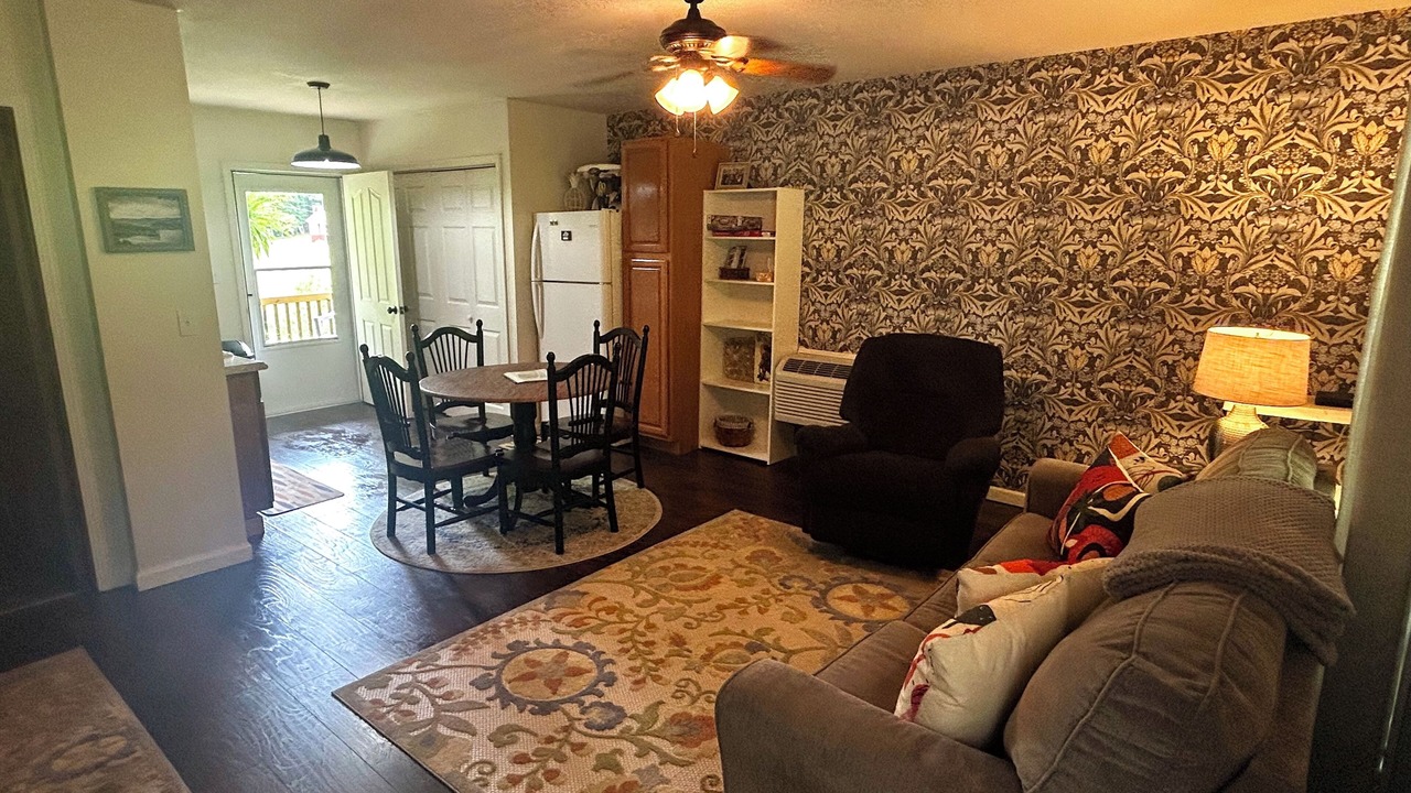 Photo of Livingroom in Keslers Cross Lanes