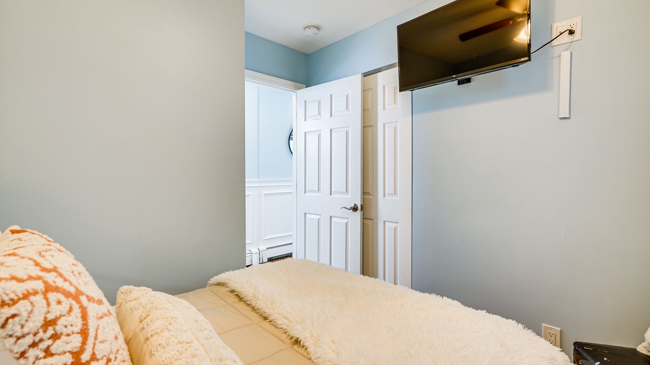 Photo of Bedroom in Keansburg