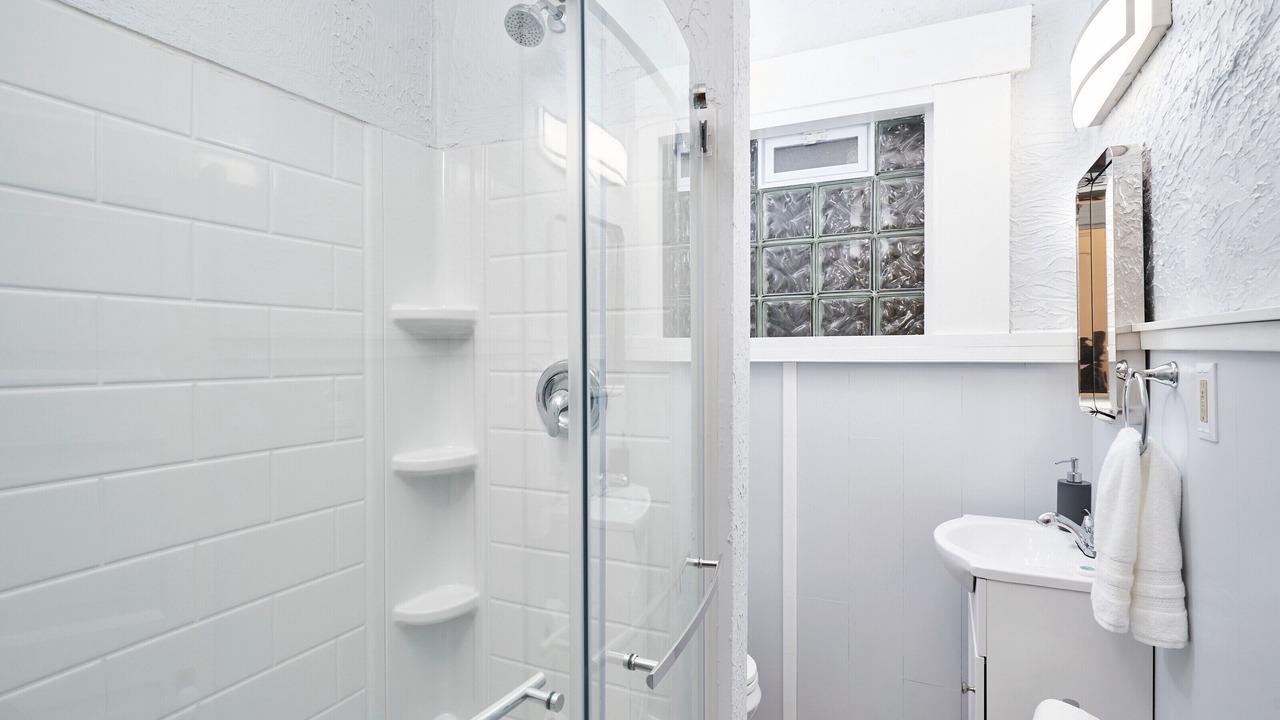 Photo of Bathroom in Highland Square