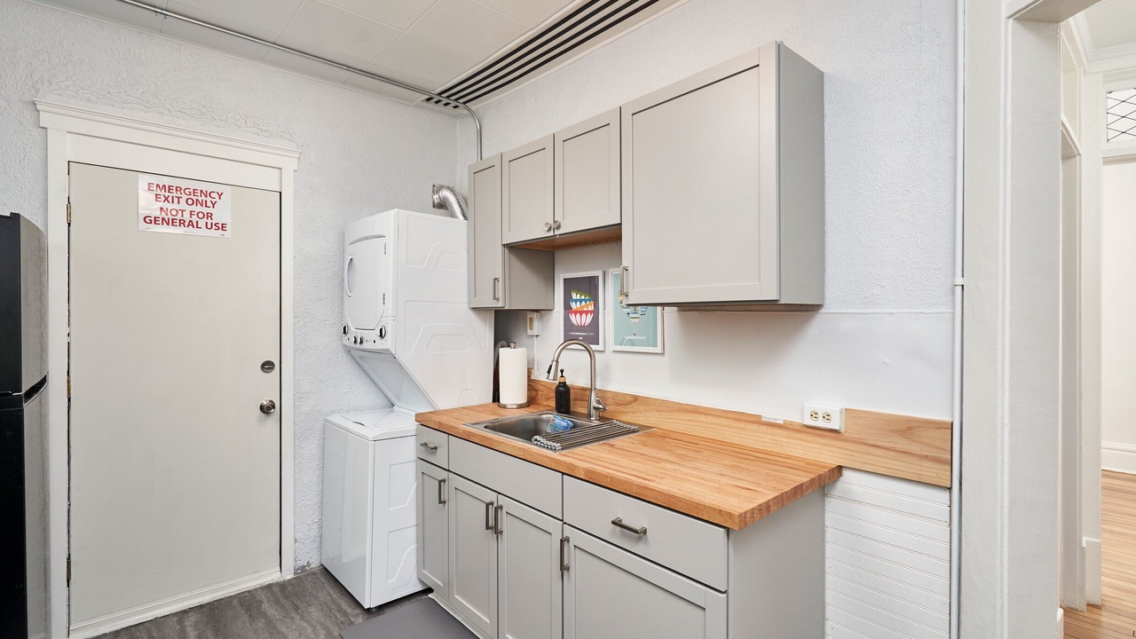 Photo of Kitchen in Highland Square
