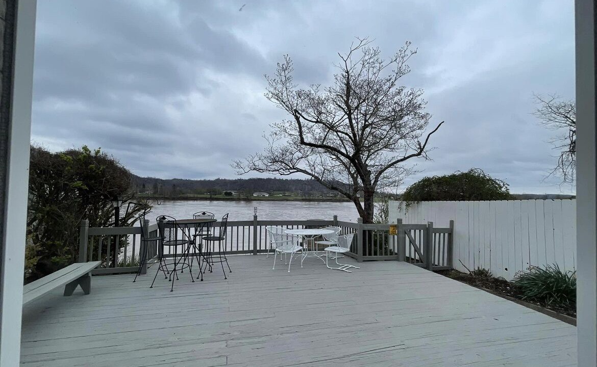 Photo of Patio Balcony in Gallipolis Ferry