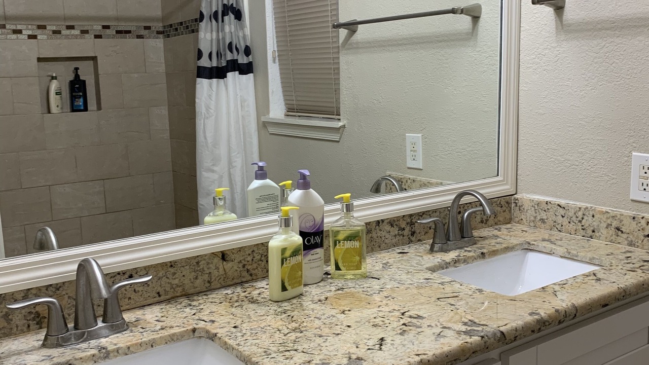 Photo of Bathroom in Dickinson