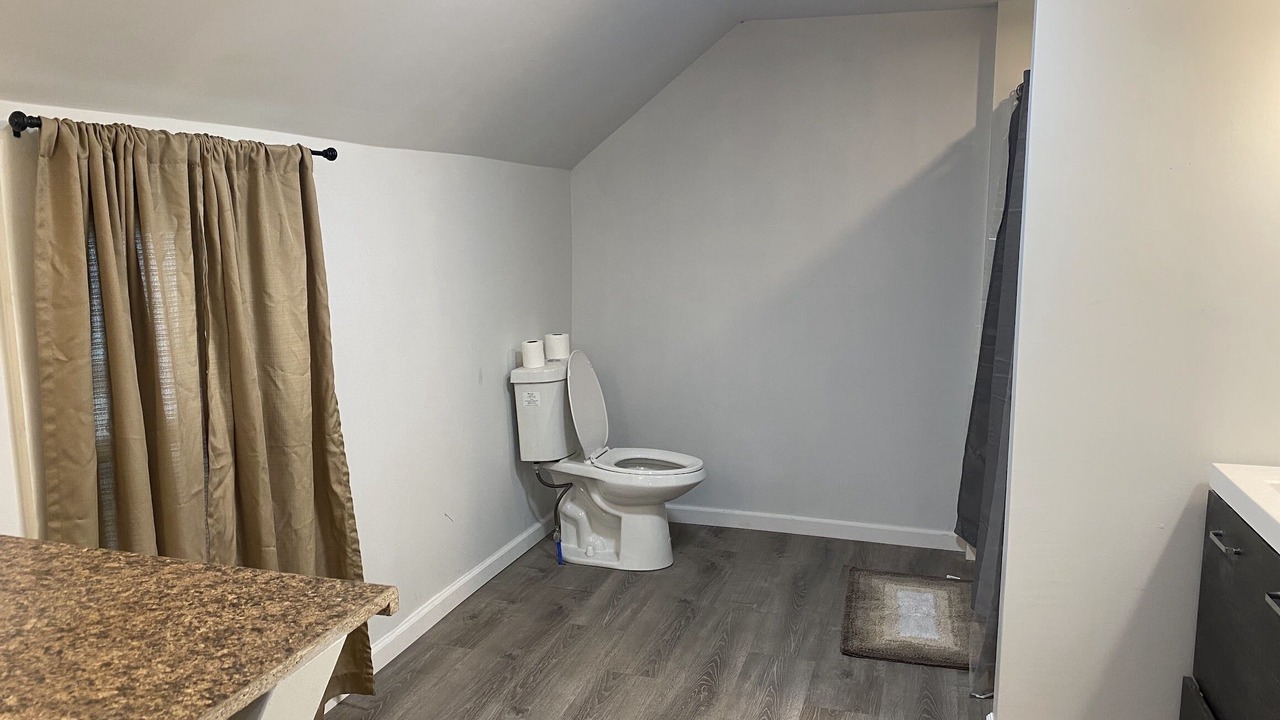 Photo of Bathroom in Niagara Falls