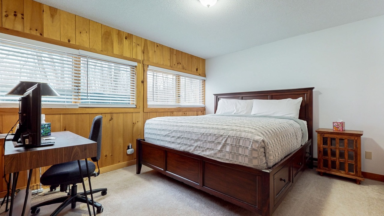 Photo of Bedroom in Ludlow