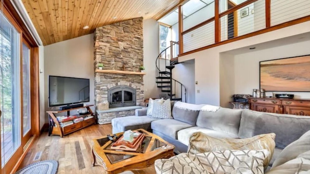Photo of Livingroom in Maplecrest