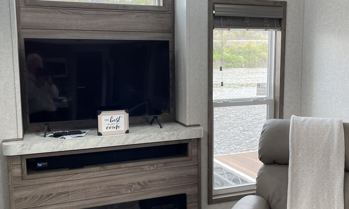 Photo of Livingroom in Bridgewater