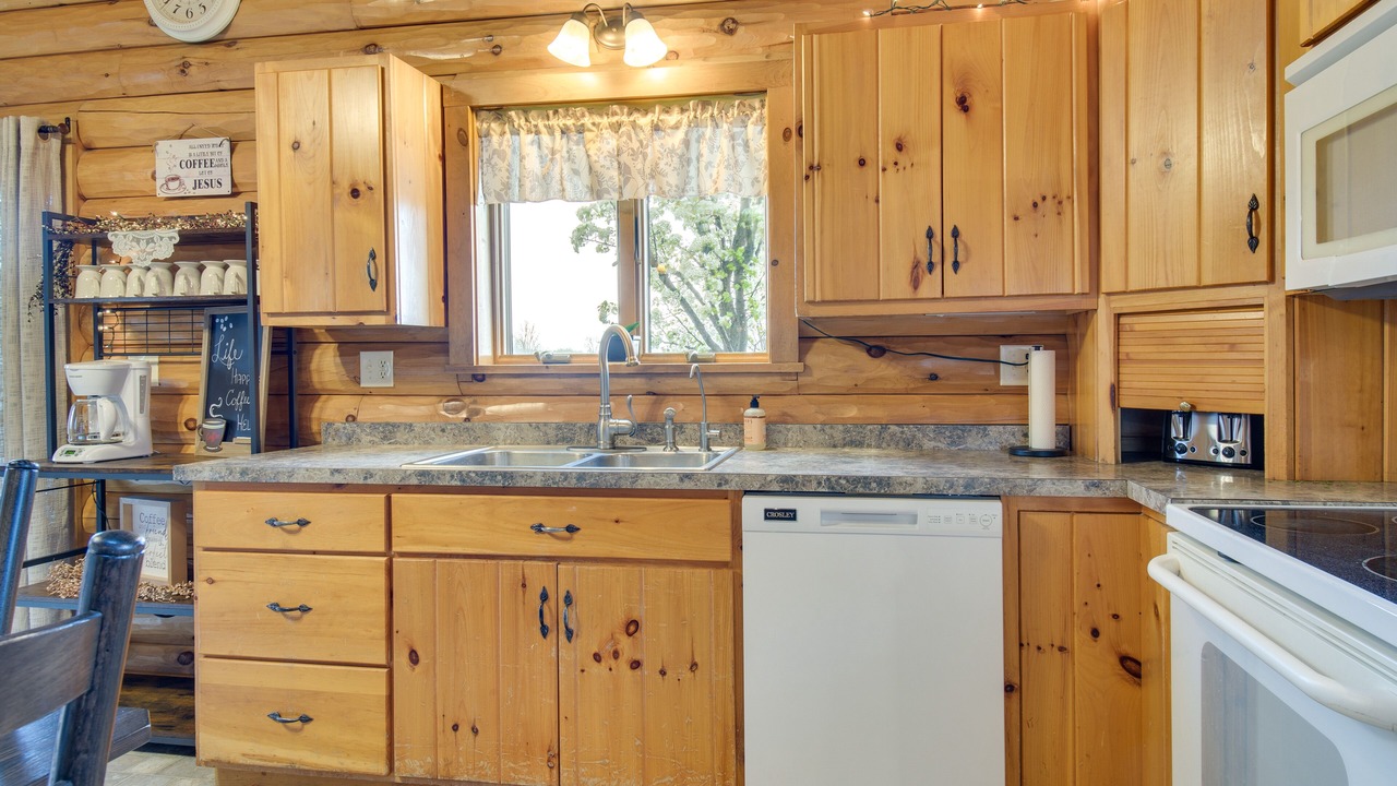 Photo of Kitchen in Romulus