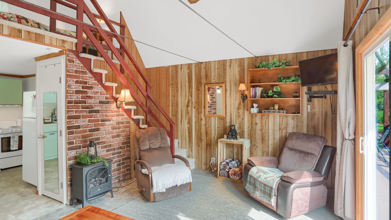 Photo of Livingroom in Loyalton