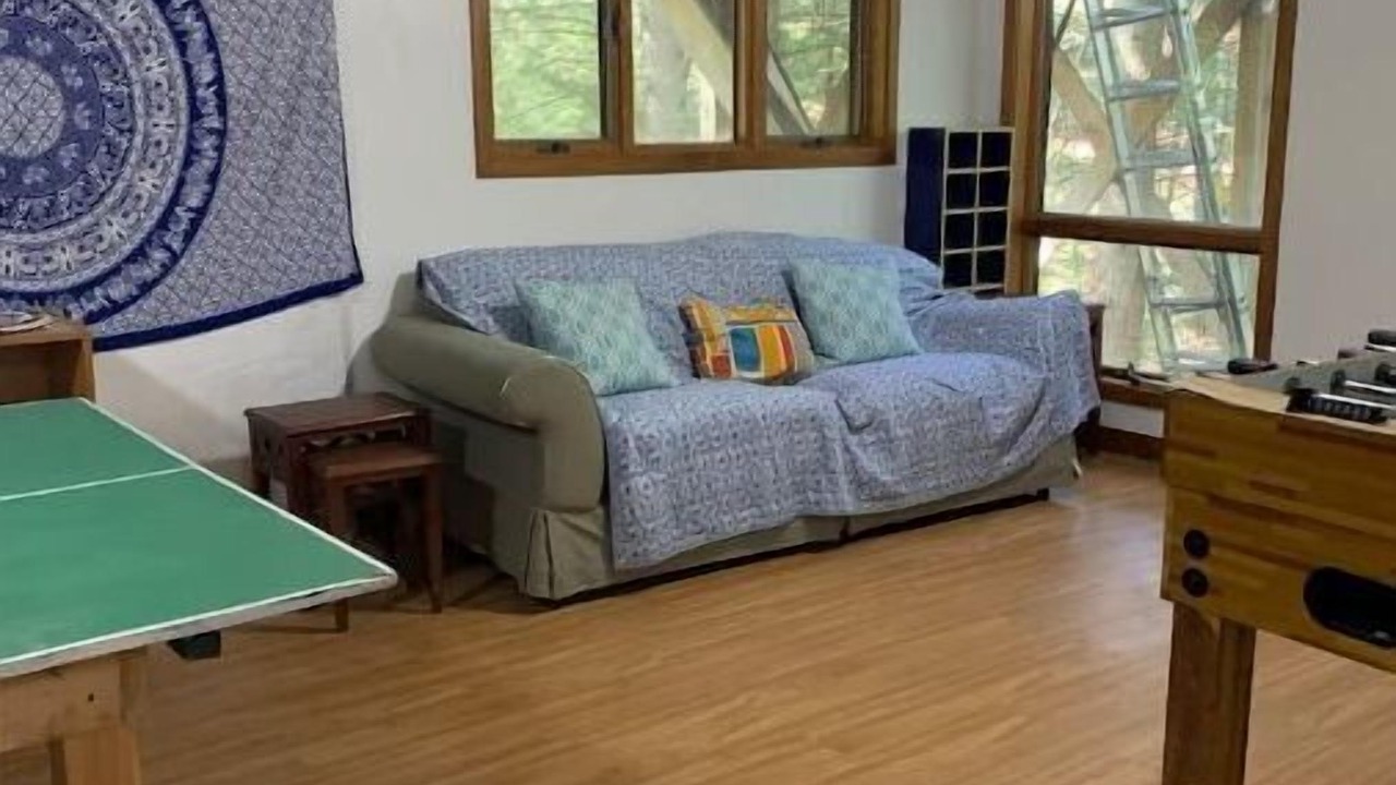 Photo of Livingroom in Pittsfield
