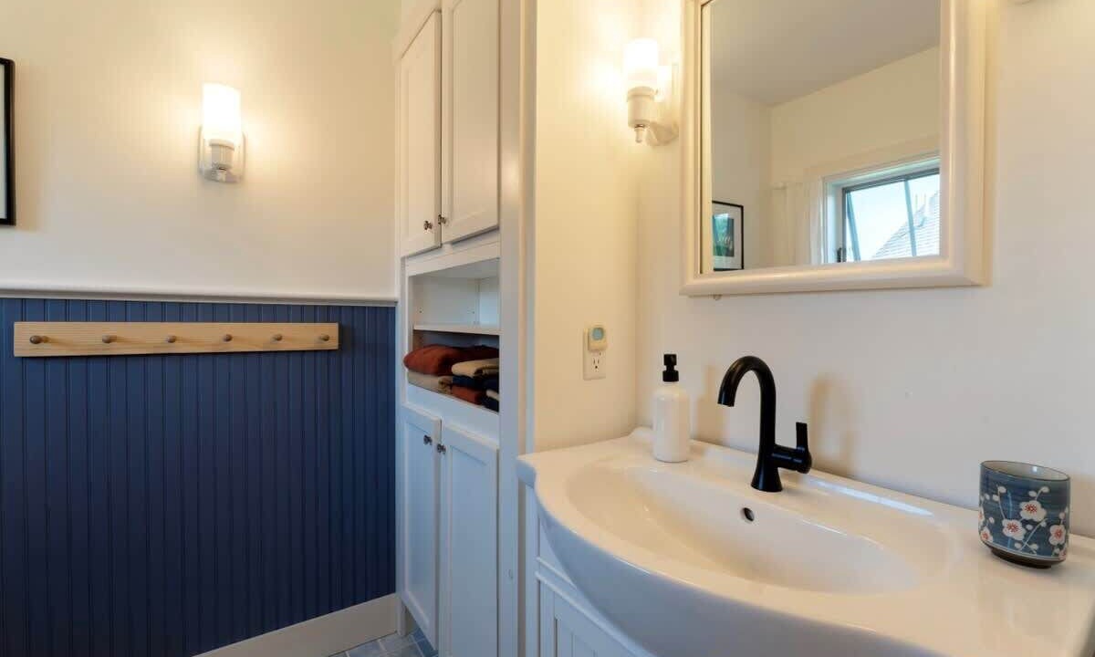 Photo of Bathroom in Bernard