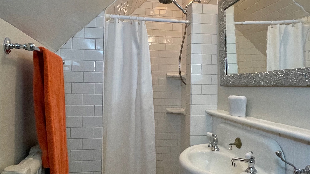 Photo of Bathroom in Old North End
