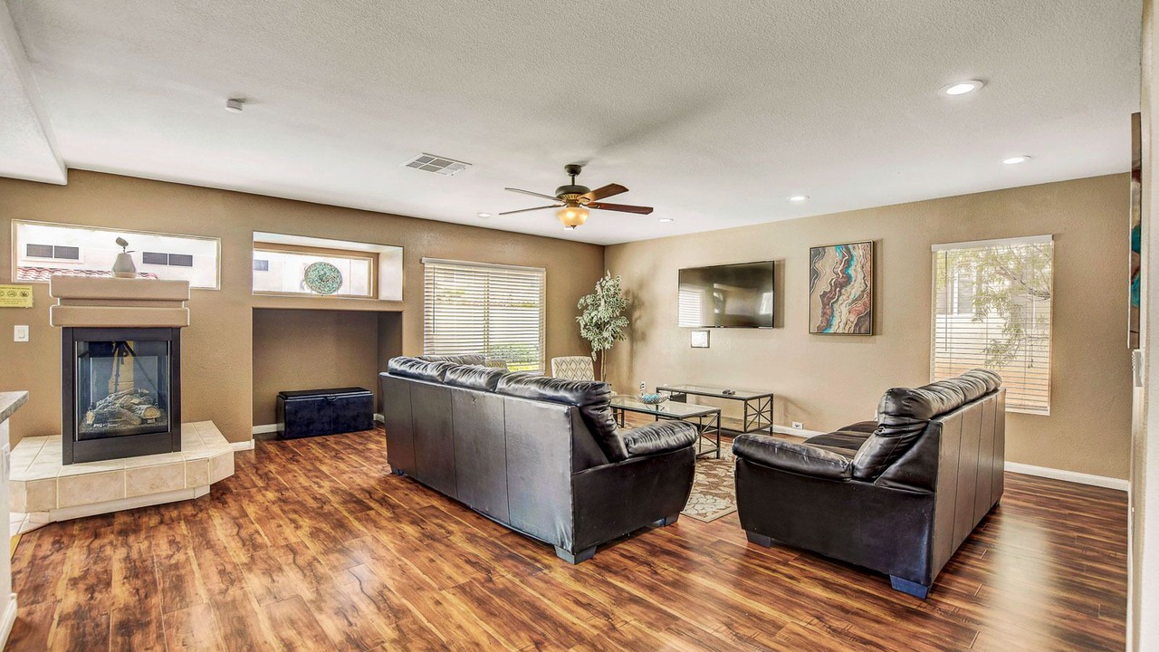 Photo of Livingroom in Silverado Ranch