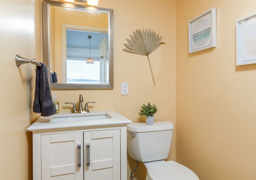 Photo of Bathroom in East Irondequoit