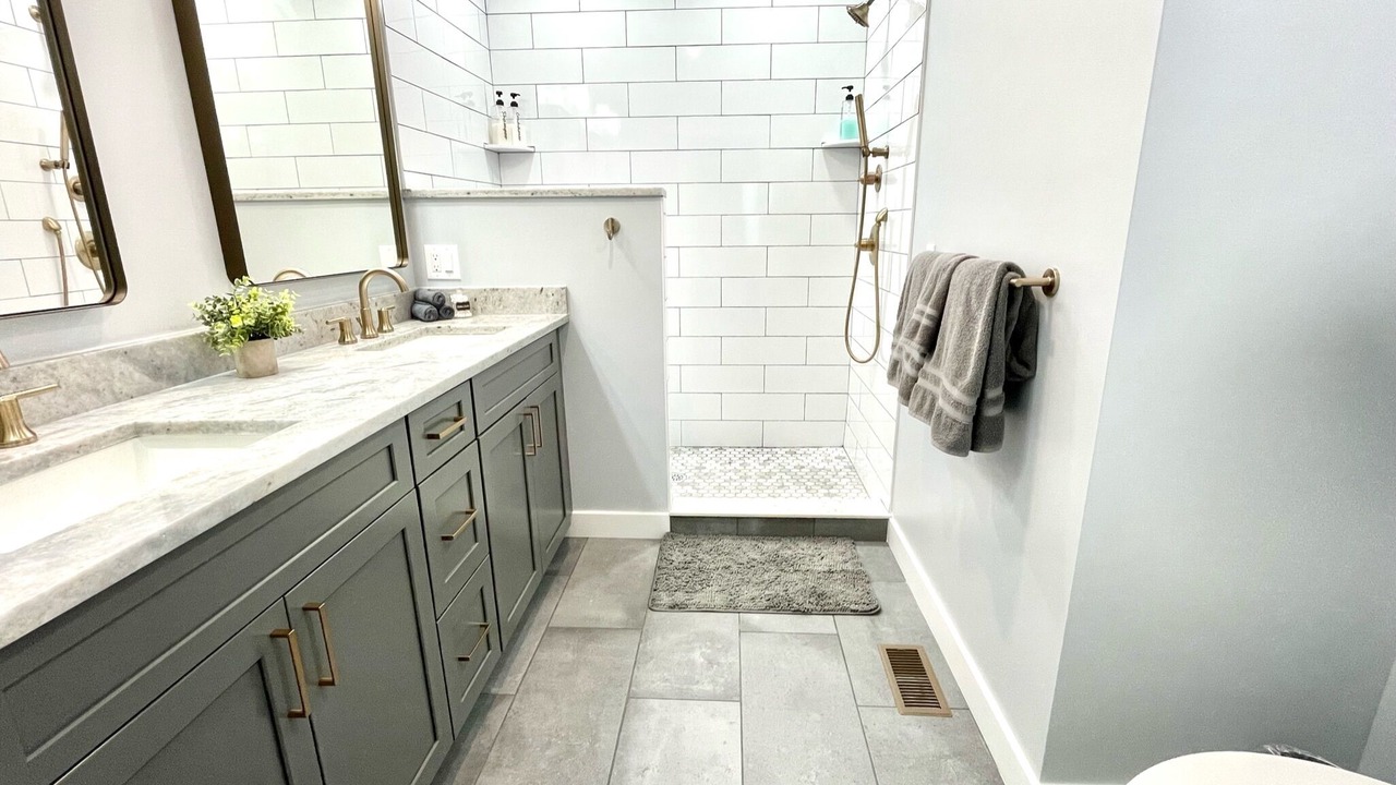 Photo of Bathroom in Bartlett
