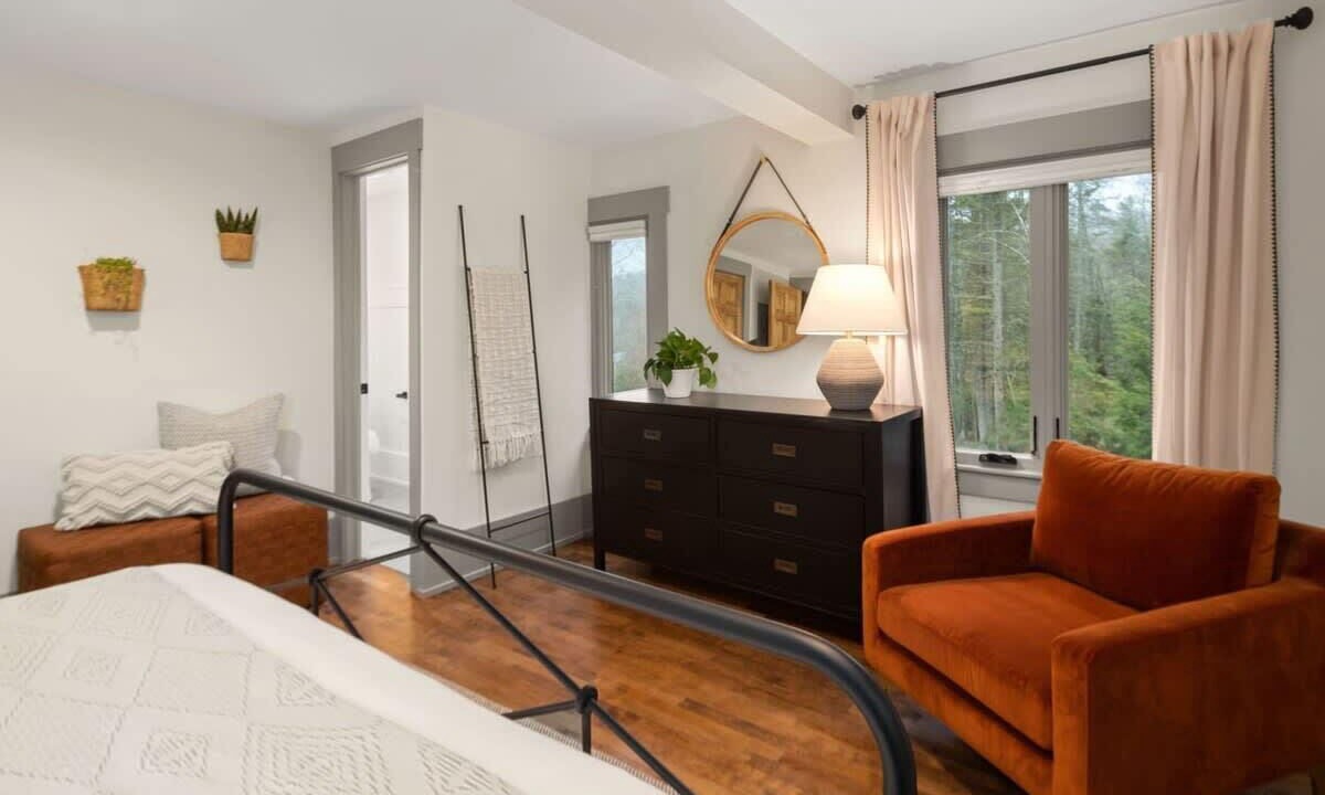 Photo of Bedroom in Stowe Area