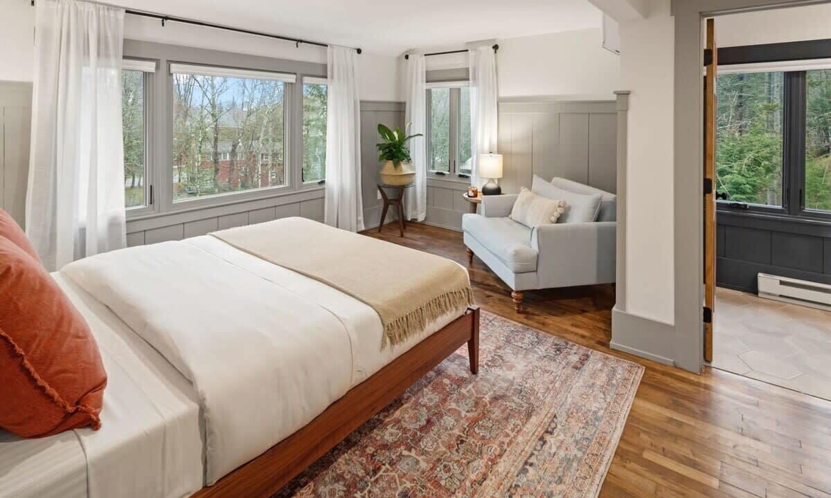 Photo of Bedroom in Stowe Area