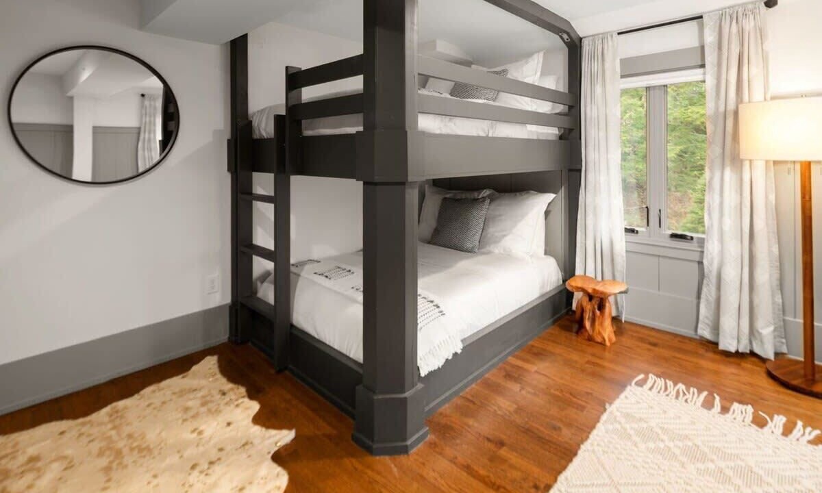Photo of Bedroom in Stowe Area