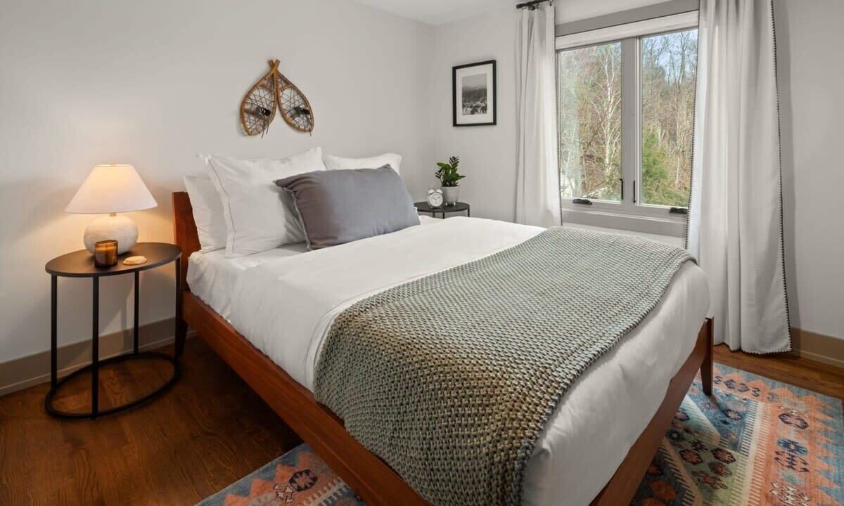 Photo of Bedroom in Stowe Area
