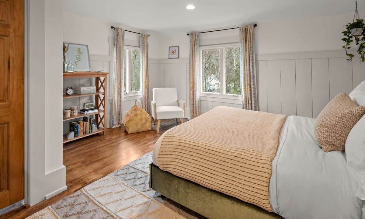 Photo of Bedroom in Stowe Area