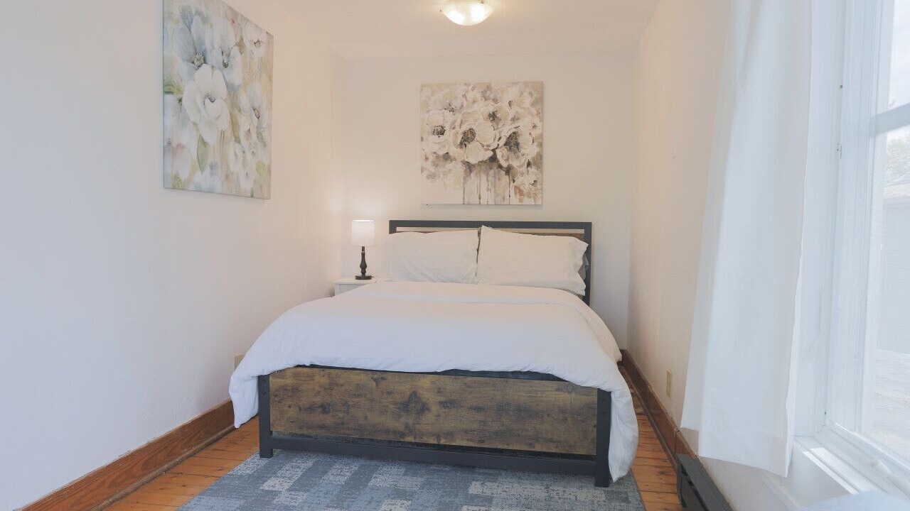 Photo of Bedroom in Old North End
