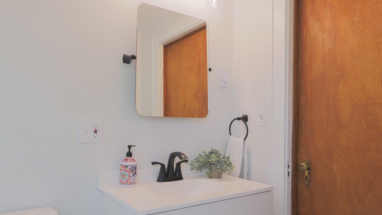 Photo of Bathroom in Old North End