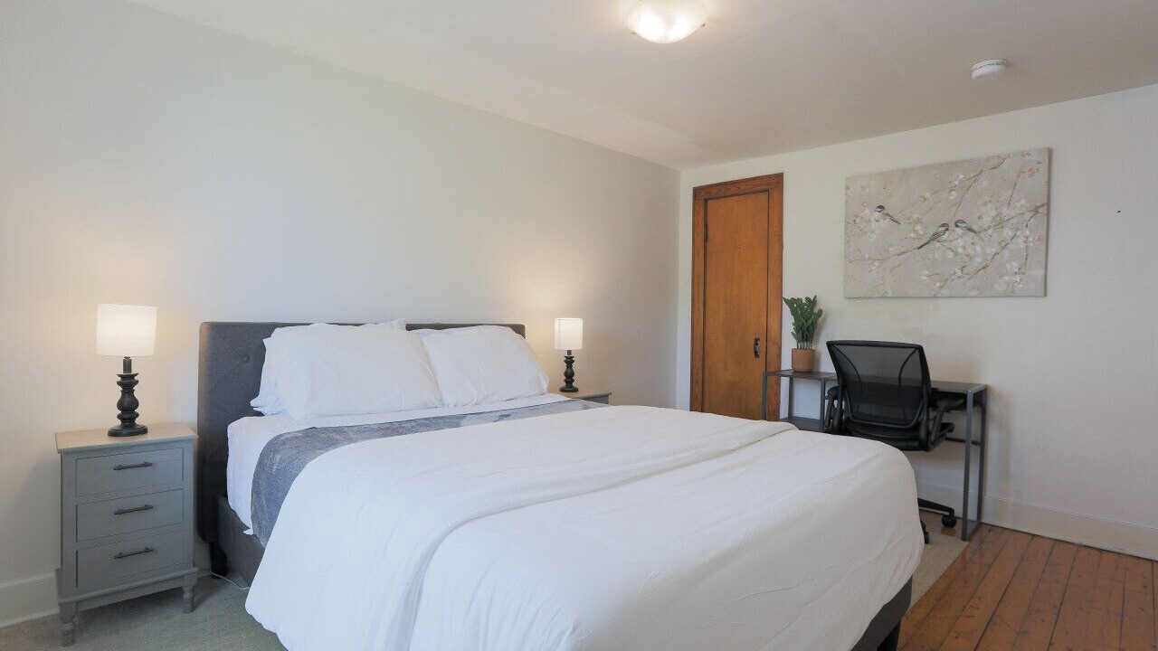 Photo of Bedroom in Old North End