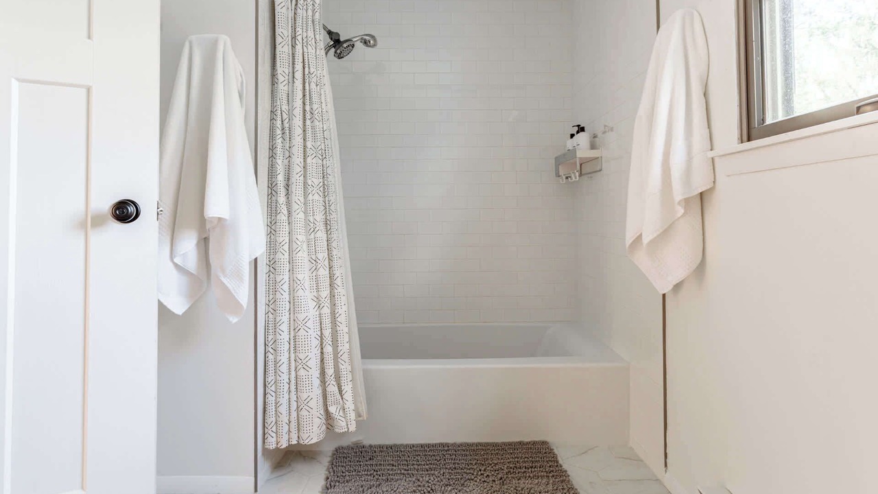 Photo of Bathroom in Hollowville