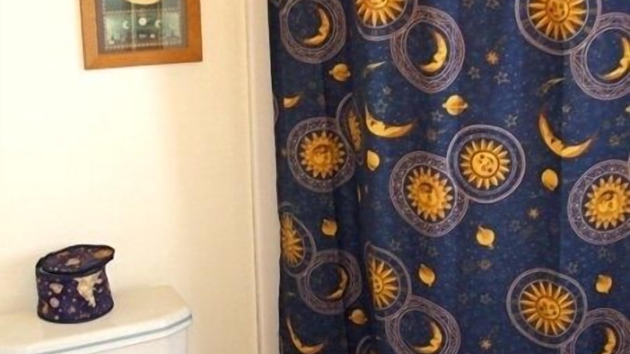 Photo of Bathroom in East Burke
