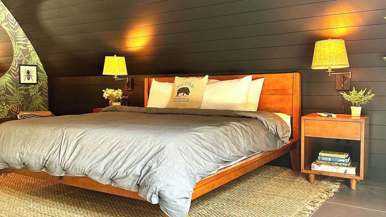 Photo of Bedroom in Newtonville