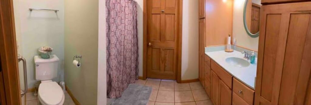 Photo of Bathroom in Nallen