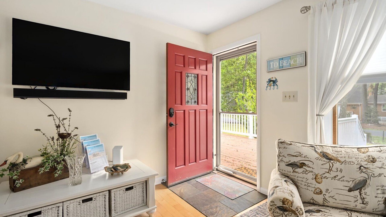 Photo of Livingroom in Ocean Pines