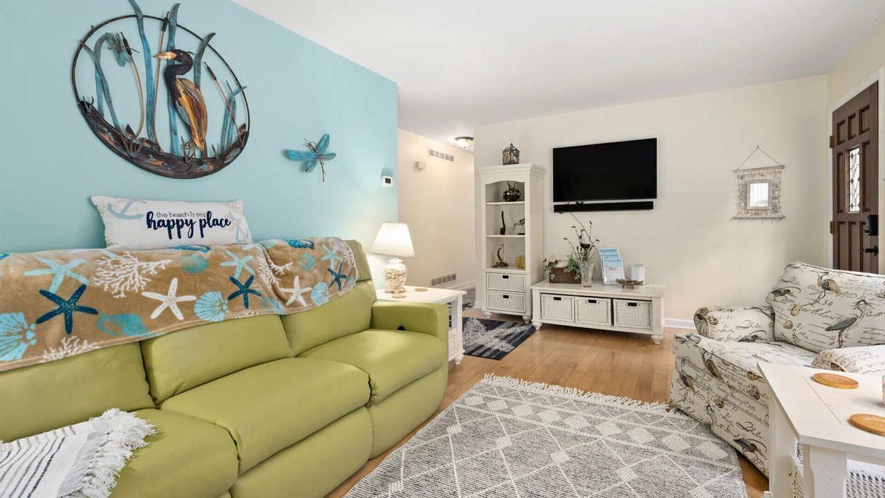 Photo of Livingroom in Ocean Pines