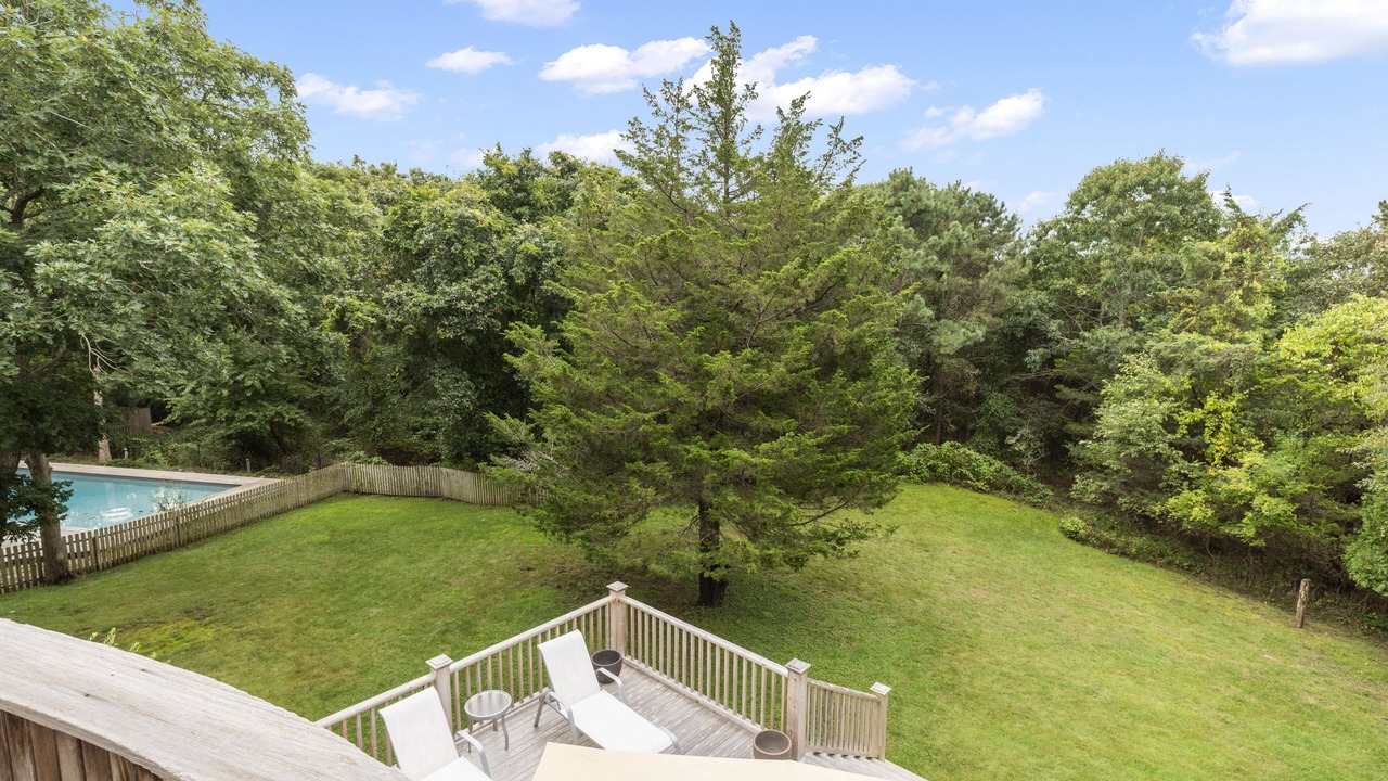 Photo of Patio Balcony in Shinnecock Hills