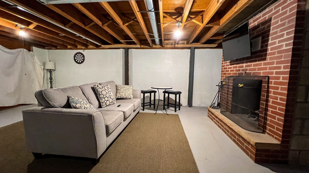 Photo of Bedroom in Tonawanda