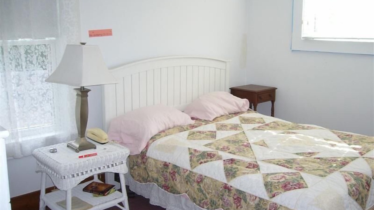 Photo of Bedroom in Moultonborough