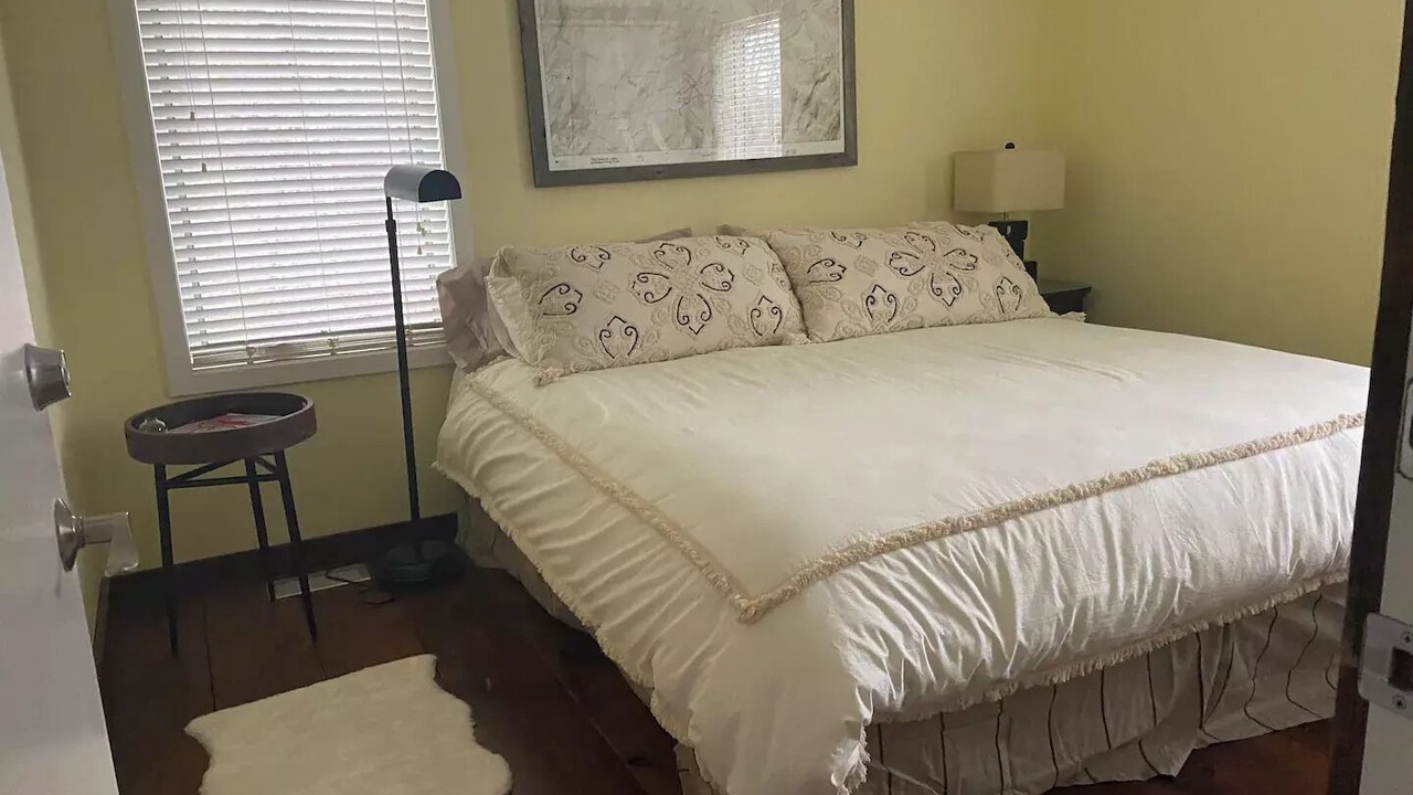 Photo of Bedroom in Warwick
