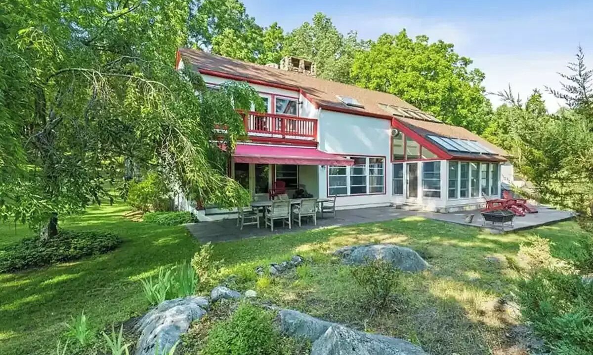 Photo of Outdoor in Warwick