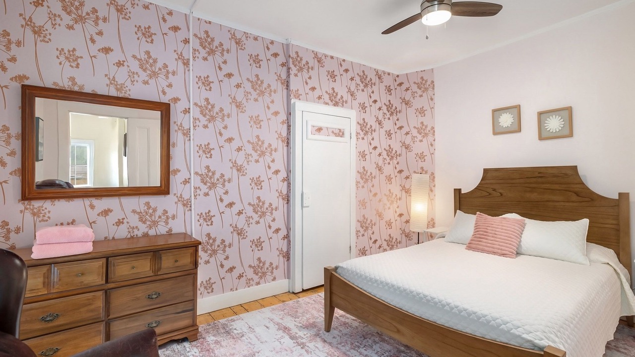Photo of Bedroom in Johnson