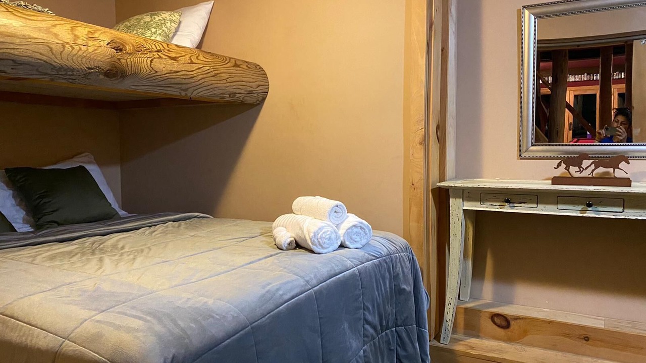 Photo of Bedroom in Corinth
