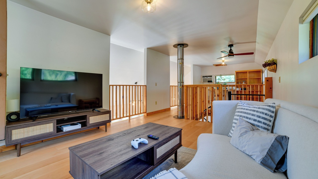 Photo of Livingroom in Bloomville