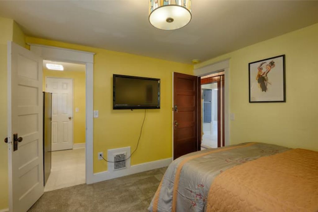 Photo of Bedroom in Johnson City