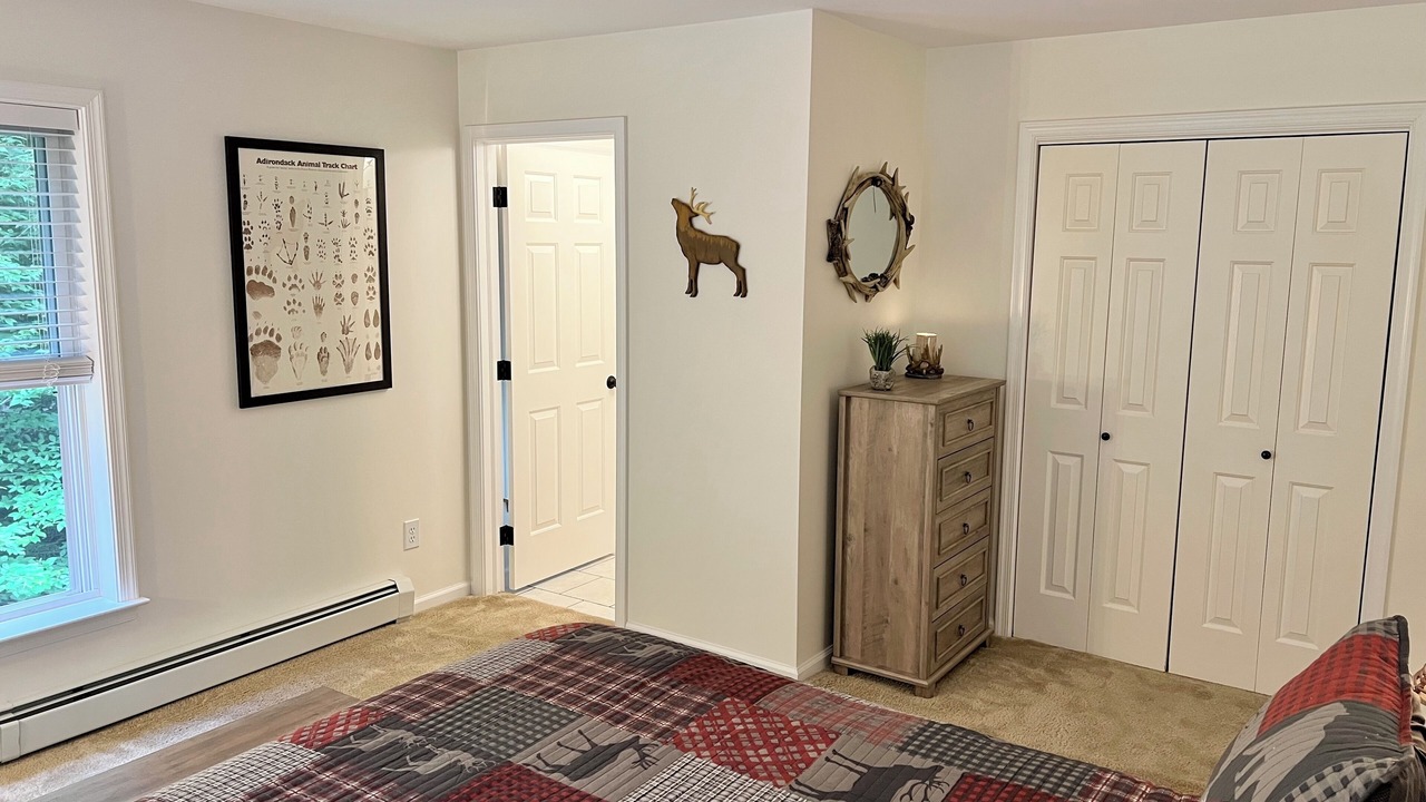 Photo of Bedroom in Inlet