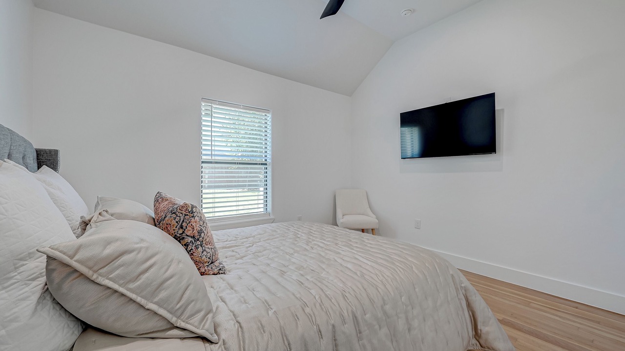 Photo of Bedroom in Bellaire