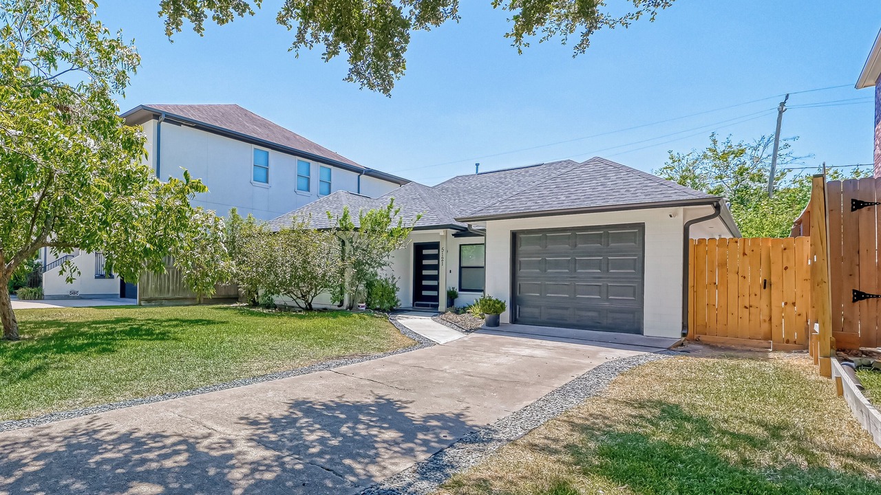 Photo of Outdoor in Bellaire