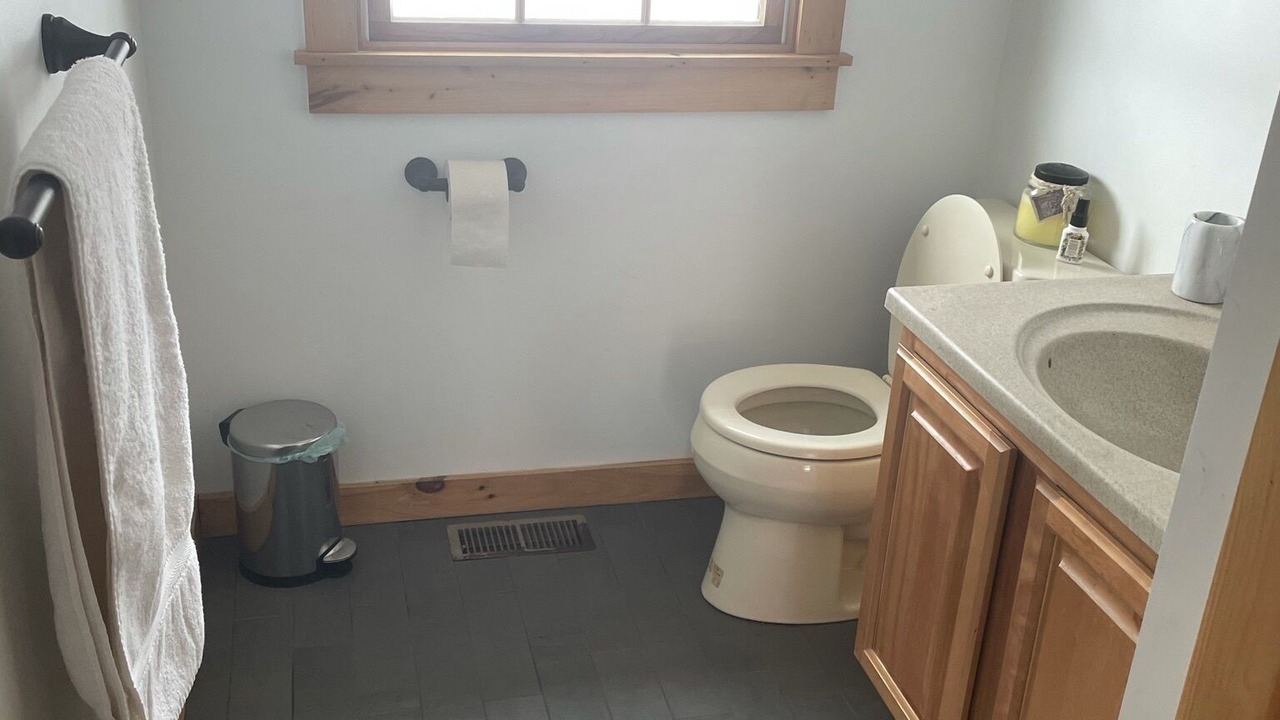 Photo of Bathroom in East Burke