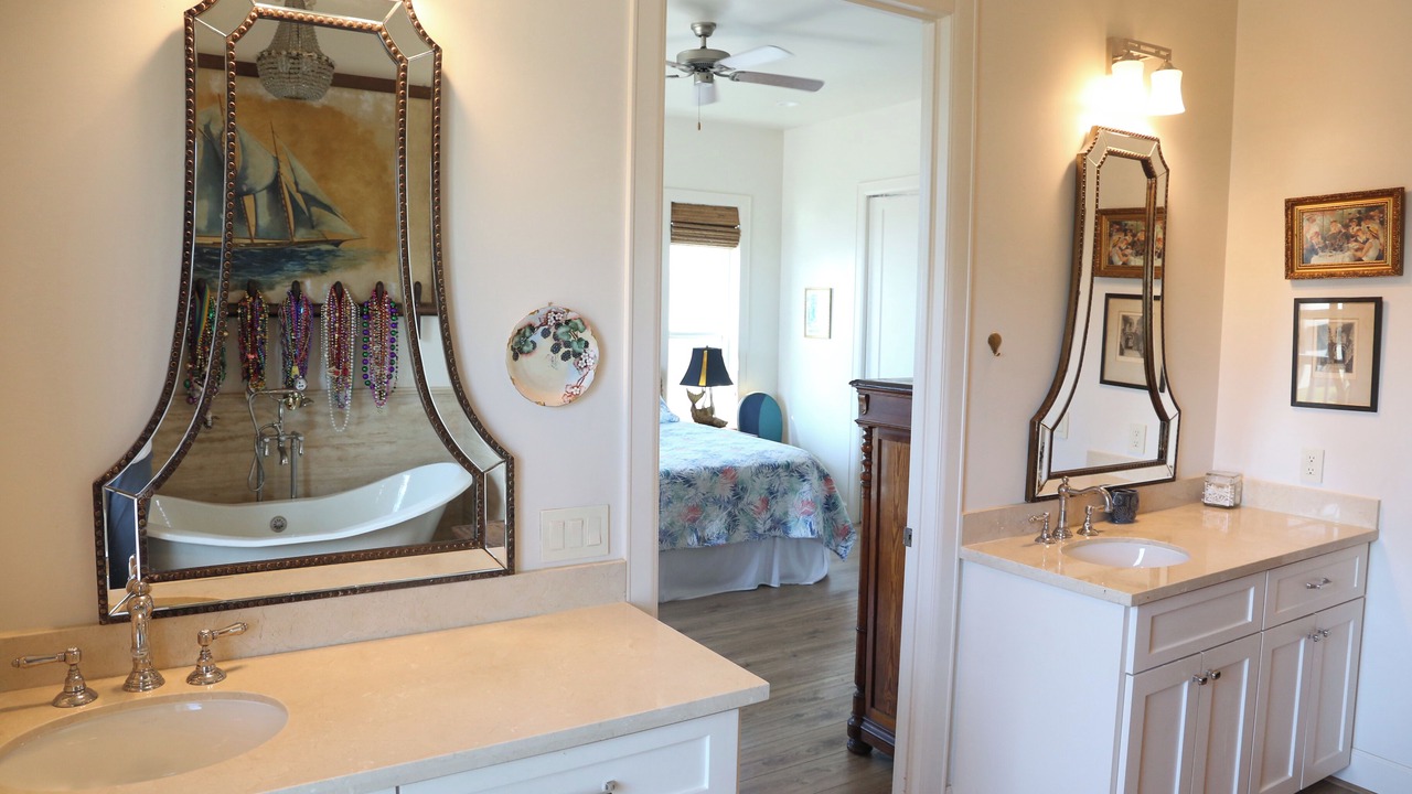 Photo of Bathroom in Galveston