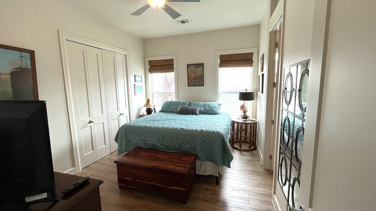 Photo of Bedroom in Galveston