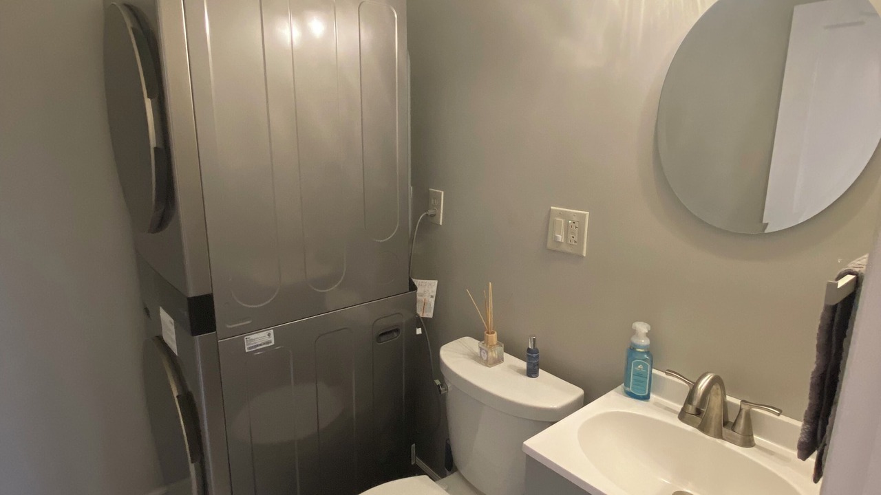Photo of Bedroom in Williamsville