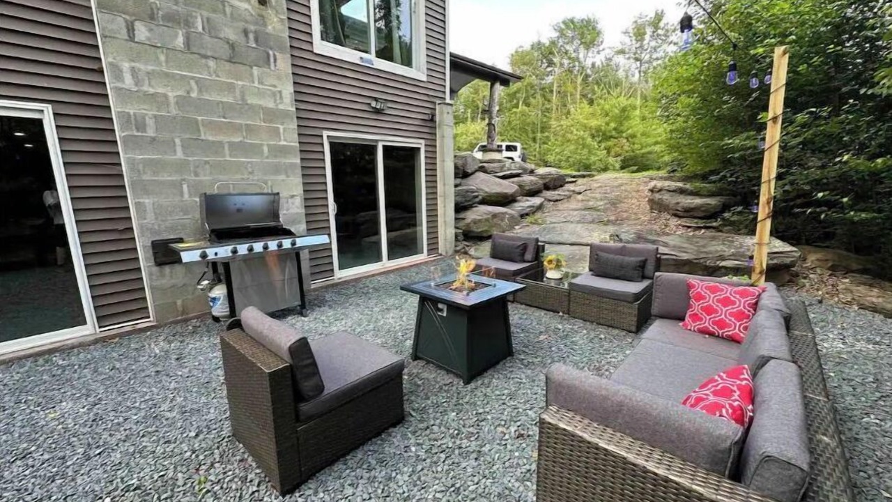 Photo of Patio Balcony in Bloomville
